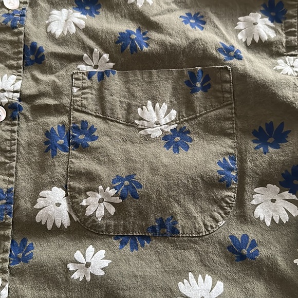 Mens Button Down T Shirt - Picture 2 of 3